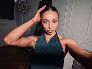 naked webcam girl ElizabethNorris