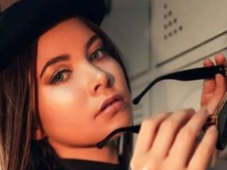 sexcam photo ElodiRose