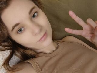 topless webcam girl ElswythCoyner
