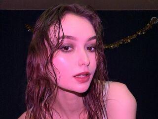 cam girl playing with dildo ElvaCleeton