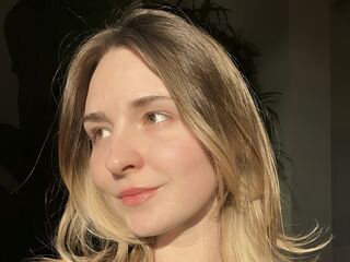 free live webcam video EmaSchlotzhauer