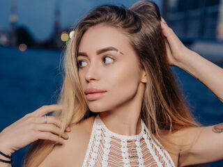 extreme cam EmilyBeverly