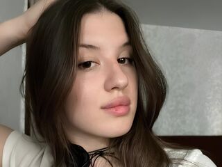 adult webcam chatroom EmilyGranned