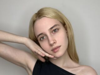 streaming live webcam EmmaHurriet