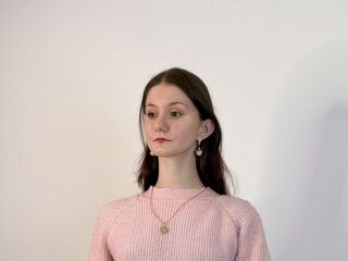 cam girl playing with vibrator EstrellaCurrey