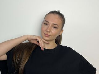 camgirl masturbating with dildo EthaGuitreau