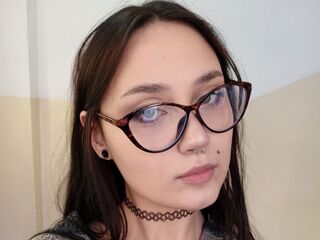 free chatroom EunaMisty