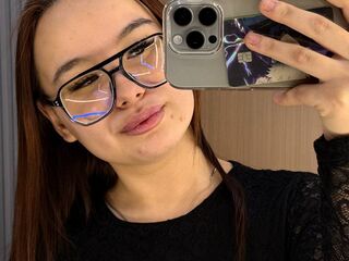 camwhore spreading pussy EvaCutten