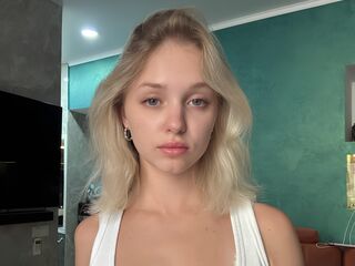 fingering webcamgirl picture EveMorrison