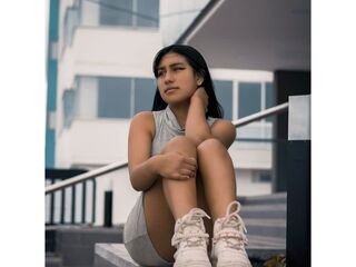 hot cam girl FernandaCaramel