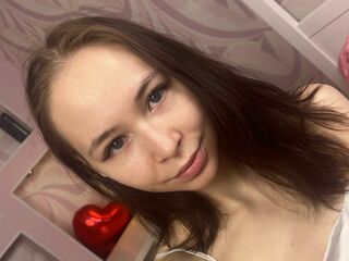 beautiful cam girl GladysDryer