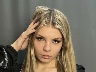 free webcam chatroom GlendaLabeau