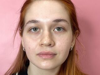 camgirl showing pussy HaileySignor