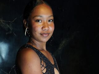 adult cam chat room HannahLabel