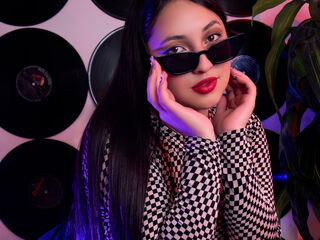 adult webcam chatroom HanniClark