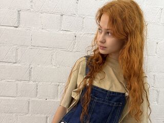 naughty cam girl masturbating with dildo HeidyMichaelsen