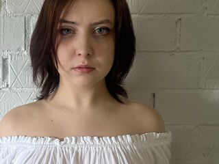 beautiful webcamgirl HollisBalzarine