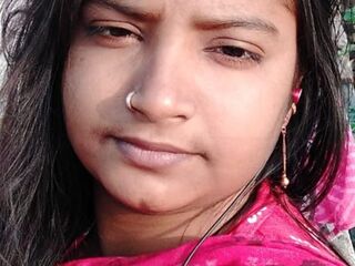 live free chat HottyRiya