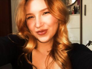 free webcam chatroom JenetteFolson