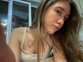 camslut showing tits JeniseLozado