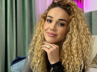 girl showing pussy JessyJill