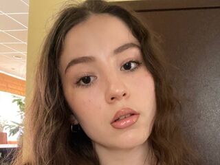 naked cam girl photo JulyLarain