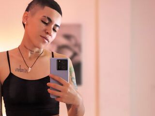 camgirl fingering pussy KimOrtix