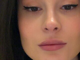 cam girl cam chat KrystinTuchman