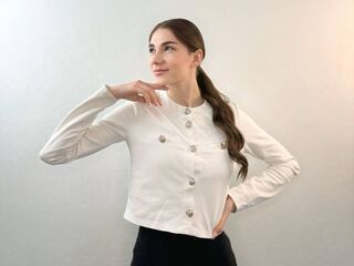 naughty camgirl fingering pussy LanelleCannon