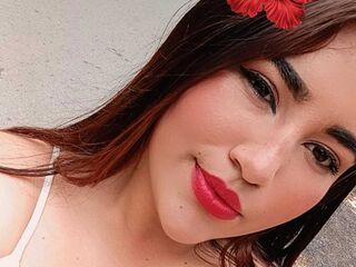 naked camgirl masturbating LauThompson