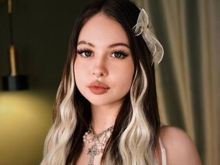 camgirl playing with sextoy LeaFlorst