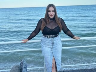 masturbating girl LeillaTvin