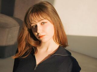 live webcam girl LeomaBras