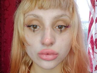 topless cam girl LeylaHugg