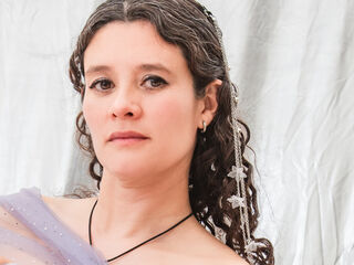 camwhore fingering pussy LiaCotes