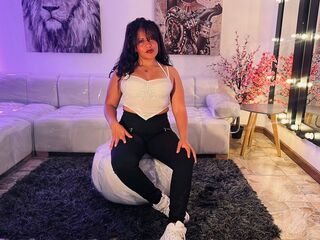 beautiful webcamgirl LiliVelvet
