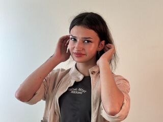 live sexcam LucyBarcenas
