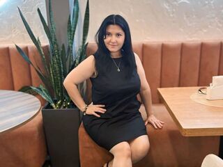 adult cam chat room LuisaMiller