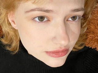 closeup cam LunaBeans