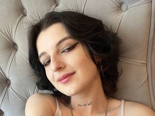 naked webcam girl masturbating LynnMartin