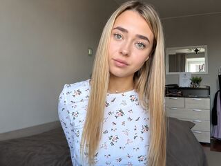 hot girl cam MarianaBrookman