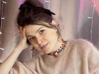 camgirl playing with sex toy MarlaBlum
