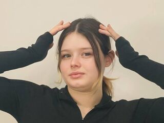 hot strip tease cam MauritaRoberge