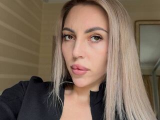 cyber sex chat room MelisaDee