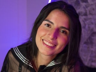 free live chatroom MiahVelasquez