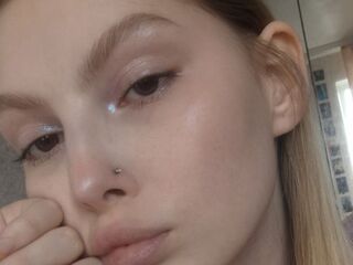 camgirl webcam pic MilanaMyst