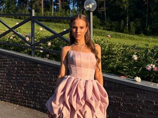 adult web cam chat room MirianaFarris
