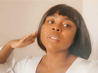 free adult cam NaylaBrown
