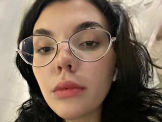 topless webcamgirl NicolettaShea