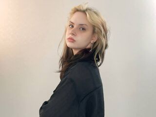 free nude webcam show NildaFabros